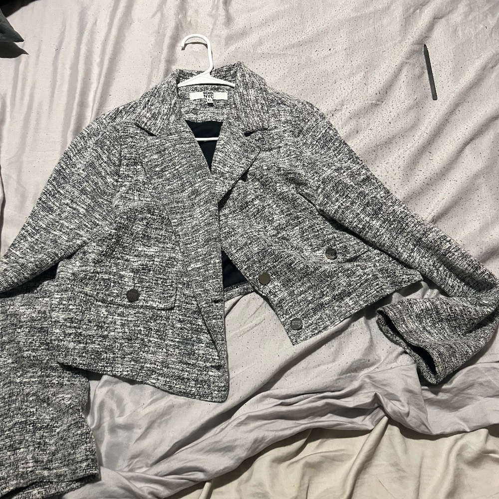Giveaway Cropped Jacket